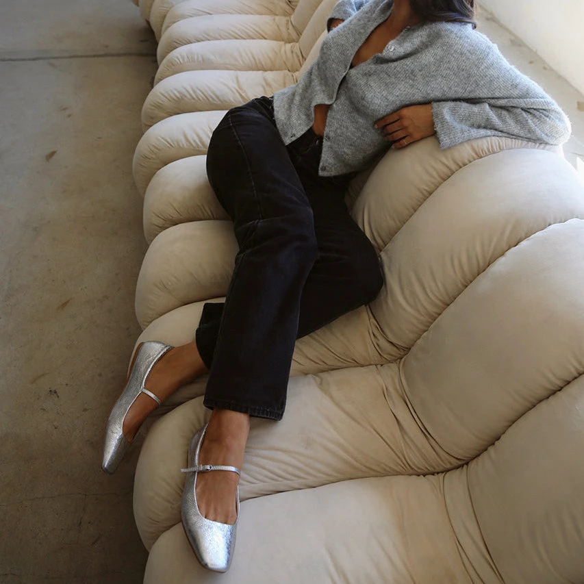 REYES BALLET FLATS SILVER DISTRESSED LEATHER(Reyes flats silver distressed leather) REYES BALLET FLATS SILVER DISTRESSED LEATHER(Reyes Flats Silver Distressed Leather) -Dolce Vita Sale Store 14 283ca4e6 4a64 4d52 83b2 2749485364ca