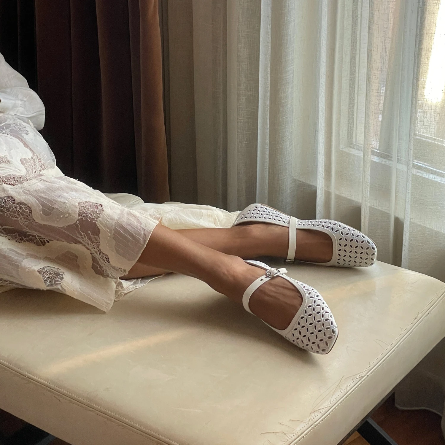 RODNI EYELET PERF BALLET FLATS TRUE WHITE LEATHER(Rodni eyelet perf ballet flats true white leather) RODNI EYELET PERF BALLET FLATS TRUE WHITE LEATHER(Rodni Eyelet Perf Ballet Flats True White Leather) -Dolce Vita Sale Store 3 4f7886bf 3fd3 47ce b63e bf3cb1d5ab59 scaled