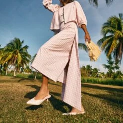 CLEO X BYRDIE GOLF HEELS PINK FLORAL SATIN(Cleo X Byrdie Golf Heels Pink Floral Satin) 5 CLEO X BYRDIE GOLF HEELS PINK FLORAL SATIN(Cleo X Byrdie Golf Heels Pink Floral Satin) -Dolce Vita Sale Store BG Jam 2304