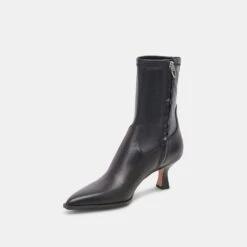 ARYA WIDE CALF BOOTS BLACK LEATHER(Arya Wide Calf Boots Black Leather) -Dolce Vita Sale Store DOLCEVITA BOOTS ARYA BLACKLEATHER 08 a0a61eac b221 403b a4bd d528d9d0a647