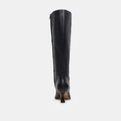 AUGGIE EXTRA WIDE CALF BOOTS BLACK LEATHER(Auggie Extra Wide Calf Boots Black Leather) 15 AUGGIE EXTRA WIDE CALF BOOTS BLACK LEATHER(Auggie Extra Wide Calf Boots Black Leather) -Dolce Vita Sale Store DOLCEVITA BOOTS AUGGIE BLACKLEATHER 05 ec7de0c6 93df 4d39 9f48 85ba5e6ace1c
