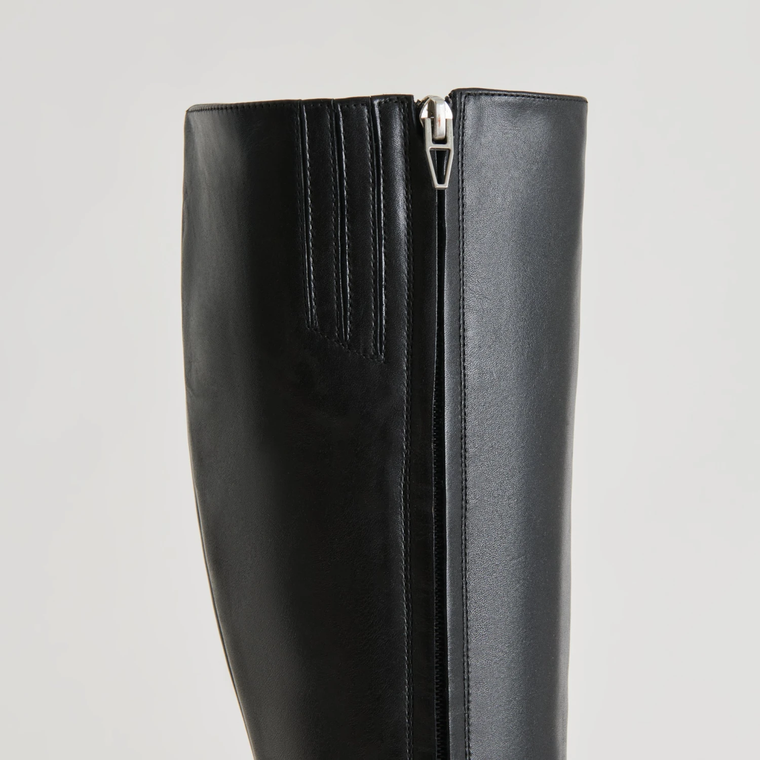 AUGGIE EXTRA WIDE CALF BOOTS BLACK LEATHER(Auggie extra wide calf boots black leather) AUGGIE EXTRA WIDE CALF BOOTS BLACK LEATHER(Auggie Extra Wide Calf Boots Black Leather) -Dolce Vita Sale Store DOLCEVITA BOOTS AUGGIE BLACKLEATHER DETAILS 08 2c26d1e0 83f2 4ed5 81e4 81b980bc9642