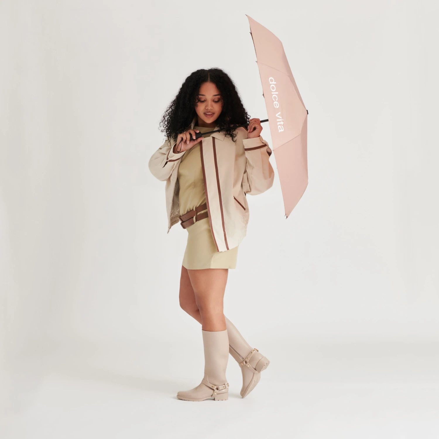 CLOUDY H2O BOOTS DUNE PATENT STELLA(Cloudy h2o boots dune patent stella) CLOUDY H2O BOOTS DUNE PATENT STELLA(Cloudy H2o Boots Dune Patent Stella) -Dolce Vita Sale Store DOLCEVITA BOOTS CLOUDYH2O DUNEPATENTSTELLA ONFOOT 02