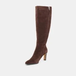 EMMI WIDE CALF BOOTS DK BROWN SUEDE(Emmi Wide Calf Boots Dk Brown Suede) 5 EMMI WIDE CALF BOOTS DK BROWN SUEDE(Emmi Wide Calf Boots Dk Brown Suede) -Dolce Vita Sale Store DOLCEVITA BOOTS EMMIWC DKBROWNSUEDE 01 2