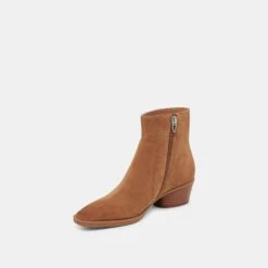 FAHARI H2O BOOTIES BROWN SUEDE(Fahari H2o Booties Brown Suede) 5 FAHARI H2O BOOTIES BROWN SUEDE(Fahari H2o Booties Brown Suede) -Dolce Vita Sale Store DOLCEVITA BOOTS FAHARI H2O BROWN SUEDE H2O 08