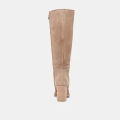 Dolce Vita FYNN WIDE CALF BOOTS TRUFFLE SUEDE(Fynn Wide Calf Boots Truffle Suede) 12 Dolce Vita FYNN WIDE CALF BOOTS TRUFFLE SUEDE(Fynn Wide Calf Boots Truffle Suede) -Dolce Vita Sale Store DOLCEVITA BOOTS FYNNWIDECALF TRUFFLESUEDE 05