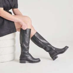 GLORY H2O BOOTS BLACK LEATHER(Glory H2o Boots Black Leather) 11 GLORY H2O BOOTS BLACK LEATHER(Glory H2o Boots Black Leather) -Dolce Vita Sale Store DOLCEVITA BOOTS GLORYH2O BLACKLEATHER ONFOOT STANDARD 01