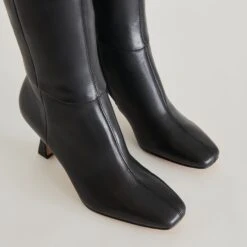 GYRA EXTRA WIDE CALF BOOTS BLACK LEATHER(Gyra Extra Wide Calf Boots Black Leather) -Dolce Vita Sale Store DOLCEVITA BOOTS GYRA BLACKLEATHER DETAILS 08 252c826e 16de 45ed 851a f1a1d1908413