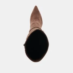 KINZY WIDE CALF BOOTS DK BROWN SUEDE(Kinzy Wide Calf Boots Dk Brown Suede) -Dolce Vita Sale Store DOLCEVITA BOOTS KINZY DK BROWN SUEDE 06 f509d78b 32ff 4304 944f c486f8f92485