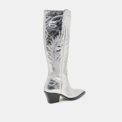 RYATT WIDE CALF BOOTS SILVER DISTRESSED LEATHER(Ryatt Wide Calf Boots Silver Distressed Leather) 4 RYATT WIDE CALF BOOTS SILVER DISTRESSED LEATHER(Ryatt Wide Calf Boots Silver Distressed Leather) -Dolce Vita Sale Store DOLCEVITA BOOTS RYATTWIDECALF SILVERDISTRESSEDLEATHER 03 50603763 e1a7 44db ade6 396131ec7011