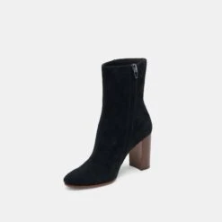 SUZY BOOTIES ONYX SUEDE(Suzy Booties Onyx Suede) 8 SUZY BOOTIES ONYX SUEDE(Suzy Booties Onyx Suede) -Dolce Vita Sale Store DOLCEVITA BOOTS SUZY ONYX SUEDE 08 74c854d5 80ad 431e 8698 5bfa5e83f1df