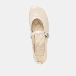 ALIZZA BALLET FLATS CREME CRINKLE PATENT(Alizza Ballet Flats Creme Crinkle Patent) 11 ALIZZA BALLET FLATS CREME CRINKLE PATENT(Alizza Ballet Flats Creme Crinkle Patent) -Dolce Vita Sale Store DOLCEVITA FLATS ALIZZA CREMECRINKLEPATENT 06