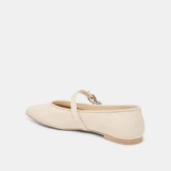 ALIZZA BALLET FLATS CREME CRINKLE PATENT(Alizza Ballet Flats Creme Crinkle Patent) 8 ALIZZA BALLET FLATS CREME CRINKLE PATENT(Alizza Ballet Flats Creme Crinkle Patent) -Dolce Vita Sale Store DOLCEVITA FLATS ALIZZA CREMECRINKLEPATENT 08