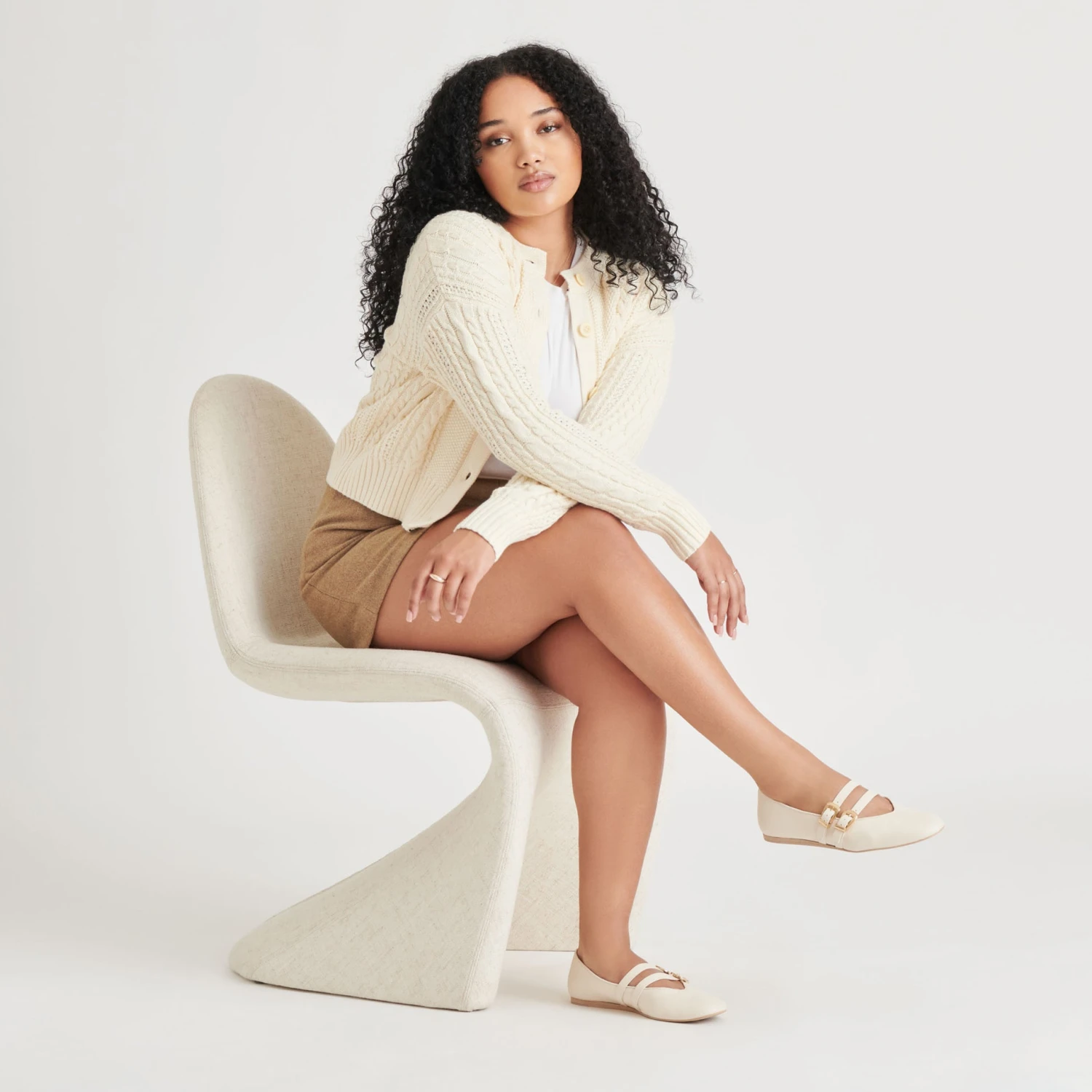 BAYLEE BALLET FLATS IVORY LEATHER(Baylee ballet flats ivory leather) BAYLEE BALLET FLATS IVORY LEATHER(Baylee Ballet Flats Ivory Leather) -Dolce Vita Sale Store DOLCEVITA FLATS BAYLEE IVORYLEATHER ONFOOT 01 1