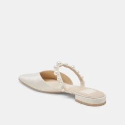 KANIKA PEARL FLATS VANILLA PEARLS(Kanika Pearl Flats Vanilla Pearls) -Dolce Vita Sale Store DOLCEVITA FLATS KANIKAPEARLLOW VANILLAPEARLS 08