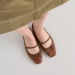 RAEVEN BALLET FLATS MID BROWN TULLE(Raeven Ballet Flats Mid Brown Tulle) 4 RAEVEN BALLET FLATS MID BROWN TULLE(Raeven Ballet Flats Mid Brown Tulle) -Dolce Vita Sale Store DOLCEVITA FLATS RAEVEN MIDBROWNTULLE ONFOOT 04