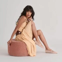 RAEVEN BALLET FLATS PRALINE TULLE(Raeven Ballet Flats Praline Tulle) -Dolce Vita Sale Store DOLCEVITA FLATS RAEVEN PRALINETULLE ONFOOT 02