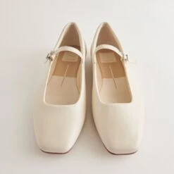 REYES WIDE BALLET FLATS IVORY LEATHER(Reyes Wide Ballet Flats Ivory Leather) -Dolce Vita Sale Store DOLCEVITA FLATS REYES IVORYLEATHER 1 54782d94 6f74 4e73 abfe e3b61a5c0233