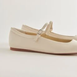 REYES BALLET FLATS IVORY LEATHER(Reyes Flats Ivory Leather) 4 REYES BALLET FLATS IVORY LEATHER(Reyes Flats Ivory Leather) -Dolce Vita Sale Store DOLCEVITA FLATS REYES IVORYLEATHER 4 c3fff0c4 c849 49b6 89d2 618fcc5eab88