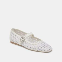 RODNI EYELET PERF BALLET FLATS TRUE WHITE LEATHER(Rodni Eyelet Perf Ballet Flats True White Leather) 5 RODNI EYELET PERF BALLET FLATS TRUE WHITE LEATHER(Rodni Eyelet Perf Ballet Flats True White Leather) -Dolce Vita Sale Store DOLCEVITA FLATS RODNIEYELETPERF TRUEWHITELEATHER 01