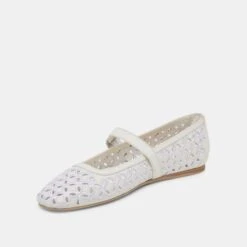 RODNI EYELET PERF BALLET FLATS TRUE WHITE LEATHER(Rodni Eyelet Perf Ballet Flats True White Leather) 9 RODNI EYELET PERF BALLET FLATS TRUE WHITE LEATHER(Rodni Eyelet Perf Ballet Flats True White Leather) -Dolce Vita Sale Store DOLCEVITA FLATS RODNIEYELETPERF TRUEWHITELEATHER 08