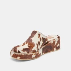 ROSITA FLATS COCOA TAURUS CALF HAIR(Rosita Flats Cocoa Taurus Calf Hair) 5 ROSITA FLATS COCOA TAURUS CALF HAIR(Rosita Flats Cocoa Taurus Calf Hair) -Dolce Vita Sale Store DOLCEVITA FLATS ROSITA COCOA TAURUS CALF HAIR 09