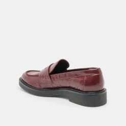 TIGGY LOAFERS OXBLOOD CRINKLE PATENT(Tiggy Loafers Oxblood Crinkle Patent) 6 TIGGY LOAFERS OXBLOOD CRINKLE PATENT(Tiggy Loafers Oxblood Crinkle Patent) -Dolce Vita Sale Store DOLCEVITA FLATS TIGGY OXBLOOD CRINKLE PATENT 08