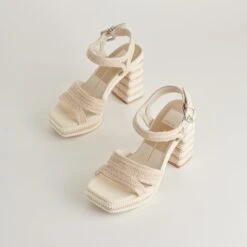 ANIRA PEARL HEELS IVORY PEARLS(Anira Pearl Heels Ivory Pearls)