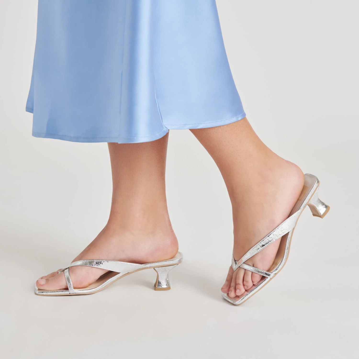 BREVEL HEELS SILVER DISTRESSED LEATHER(Brevel heels silver distressed leather) BREVEL HEELS SILVER DISTRESSED LEATHER(Brevel Heels Silver Distressed Leather) -Dolce Vita Sale Store DOLCEVITA HEELS BREVEL SILVERDISTRESSEDLEATHER ONFOOT