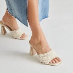 NANDY PEARL HEELS VANILLA PEARLS(Nandy Pearl Heels Vanilla Pearls) 9 NANDY PEARL HEELS VANILLA PEARLS(Nandy Pearl Heels Vanilla Pearls) -Dolce Vita Sale Store DOLCEVITA HEELS NANDYPEARL VANILLAPEARLS ONFOOT