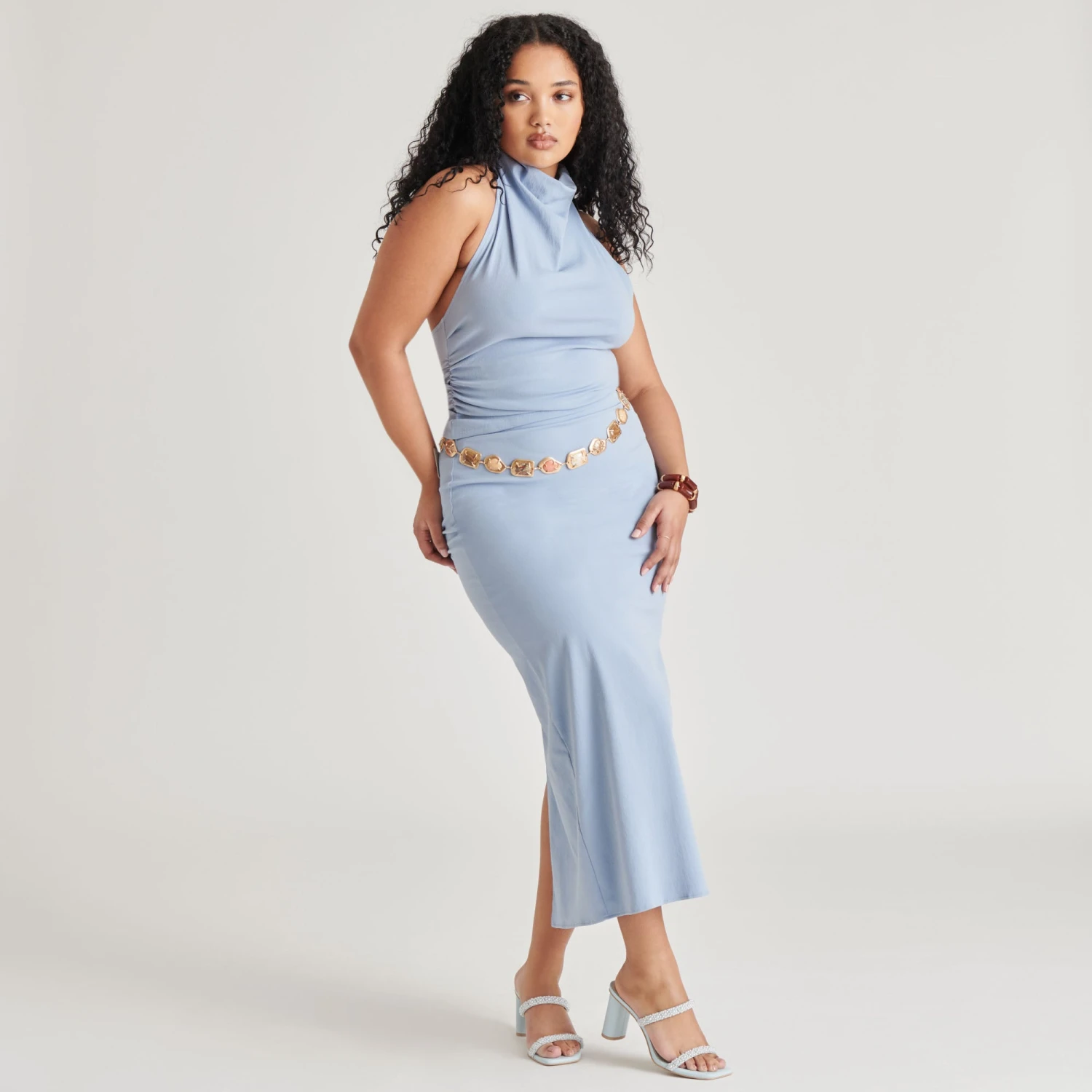 NOLAH PEARL HEELS ICE BLUE STELLA(Nolah pearl heels ice blue stella) NOLAH PEARL HEELS ICE BLUE STELLA(Nolah Pearl Heels Ice Blue Stella) -Dolce Vita Sale Store DOLCEVITA HEELS NOLAHPEARL ICEBLUESTELLA ONFOOT 01