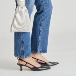 Dolce Vita ODELA HEELS MIDNIGHT CRINKLE PATENT(Odela Heels Midnight Crinkle Patent) -Dolce Vita Sale Store DOLCEVITA HEELS ODELLA BLACKLEATHER ONFOOT 06