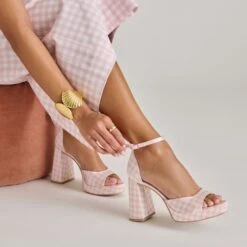 PANDRO X BYRDIE GOLF HEELS PINK PLAID GINGHAM(Pandro X Byrdie Golf Heels Pink Plaid Gingham) -Dolce Vita Sale Store DOLCEVITA HEELS PANDROBYRDIES PINKPLAID ONFOOT 03