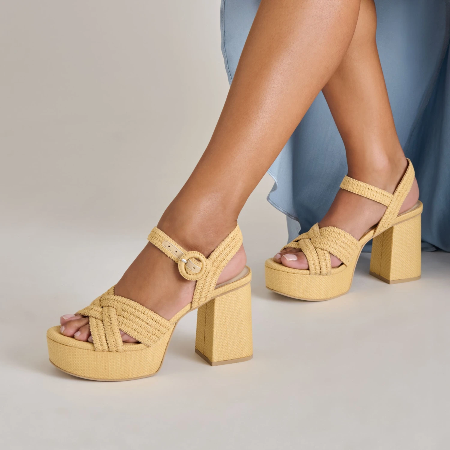 BETY HEELS LT NATURAL WOVEN RAFFIA(Bety heels lt natural woven raffia) BETY HEELS LT NATURAL WOVEN RAFFIA(Bety Heels Lt Natural Woven Raffia) -Dolce Vita Sale Store DOLCEVITA HEEL BETY LTNATURALWOVENRAFFIA ONFOOT 03