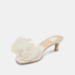 NARITA PEARL HEELS OFF WHITE SATIN(Narita Pearl Heels Off White Satin) 7 NARITA PEARL HEELS OFF WHITE SATIN(Narita Pearl Heels Off White Satin) -Dolce Vita Sale Store DOLCEVITA HEEL NARITAPEARL OFFWHITESATIN 08