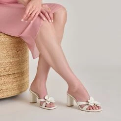 NIKIL HEELS WHITE LEATHER(Nikil Heels White Leather) 7 NIKIL HEELS WHITE LEATHER(Nikil Heels White Leather) -Dolce Vita Sale Store DOLCEVITA HEEL NIKIL WHITELEATHER ONFOOT 03