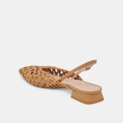 CYNDI FLATS NATURAL WOVEN(Cyndi Flats Natural Woven) -Dolce Vita Sale Store DOLCEVITA SANDALS CYNDI NATURALWOVEN 09