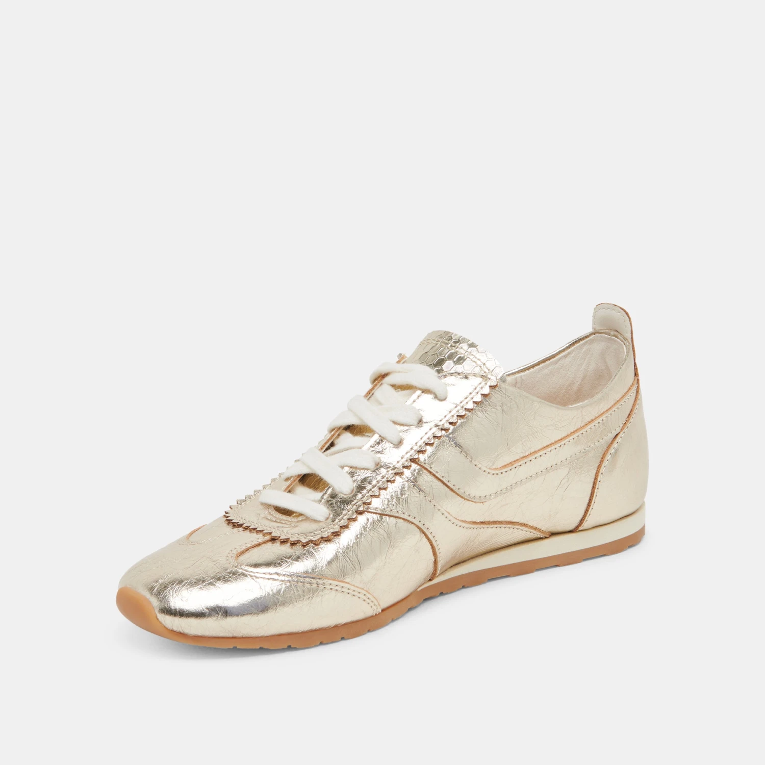 DELANY SNEAKERS LIGHT GOLD CRINKLE PATENT(Delany sneakers light gold crinkle patent) DELANY SNEAKERS LIGHT GOLD CRINKLE PATENT(Delany Sneakers Light Gold Crinkle Patent) -Dolce Vita Sale Store DOLCEVITA SANDALS DELANY LIGHTGOLDCRINKLEPATENT 08