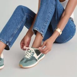 B.NTCD MESH SNEAKERS DK GREEN WOVEN MESH(B Ntcd Mesh Sneakers Dk Green Woven Mesh) 5 B.NTCD MESH SNEAKERS DK GREEN WOVEN MESH(B Ntcd Mesh Sneakers Dk Green Woven Mesh) -Dolce Vita Sale Store DOLCEVITA SNEAKERS B.NTCDMESH DKGREENWOVENMESH ONFOOT ONFOOT 02
