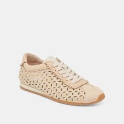 DANIE EYELET PERF SNEAKERS LT NATURAL RAFFIA(Danie Eyelet Perf Sneakers Lt Natural Raffia) 4 DANIE EYELET PERF SNEAKERS LT NATURAL RAFFIA(Danie Eyelet Perf Sneakers Lt Natural Raffia) -Dolce Vita Sale Store DOLCEVITA SNEAKERS DANIEEYELETPERF CAMELSUEDE 01