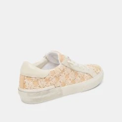 ZINA FLORAL SNEAKERS CREME FLORAL RAFFIA(Zina Floral Sneakers Creme Floral Raffia) 6 ZINA FLORAL SNEAKERS CREME FLORAL RAFFIA(Zina Floral Sneakers Creme Floral Raffia) -Dolce Vita Sale Store DOLCEVITA SNEAKERS ZINAFLORAL CREMEFLORALRAFFIA 03