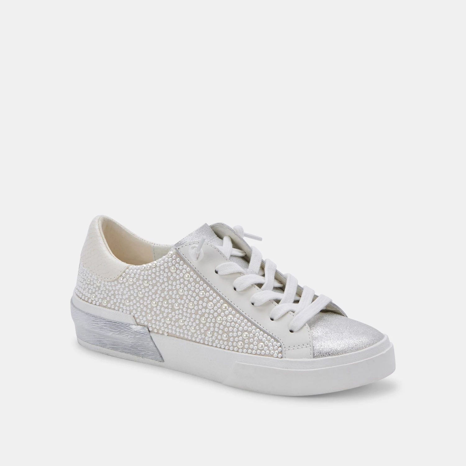 ZINA PEARL SNEAKERS VANILLA PEARLS(Zina pearl in vanilla pearls) ZINA PEARL SNEAKERS VANILLA PEARLS(Zina Pearl In Vanilla Pearls) -Dolce Vita Sale Store DOLCEVITA SNEAKERS ZINAPEARL SILVERPEARLS 01