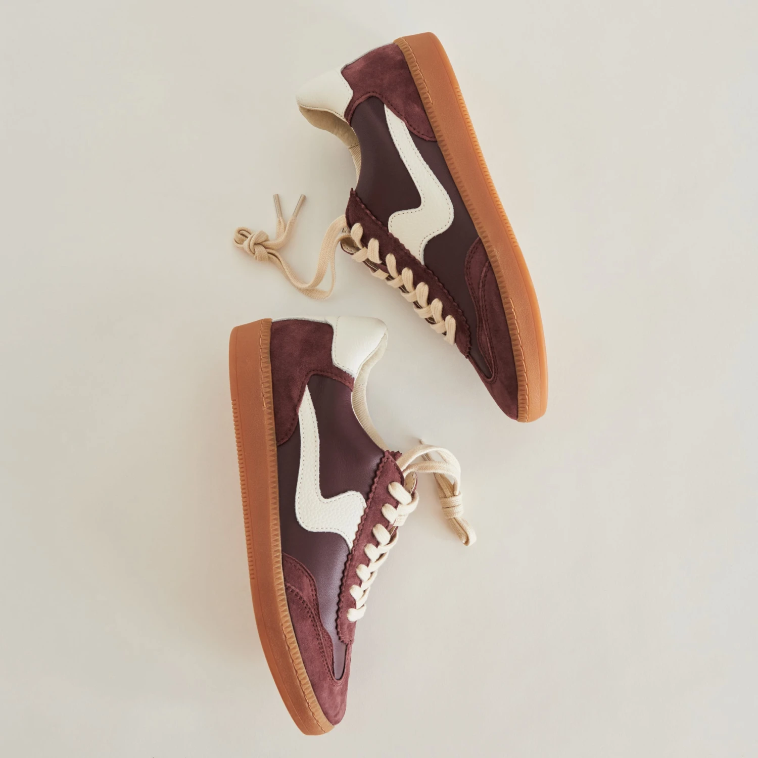 NOTICE SNEAKERS CRANBERRY SUEDE(Notice sneakers cranberry suede) NOTICE SNEAKERS CRANBERRY SUEDE(Notice Sneakers Cranberry Suede) -Dolce Vita Sale Store DOLCEVITA SNEAKER NOTICE CRANBERRYSUEDE DETAILS 01