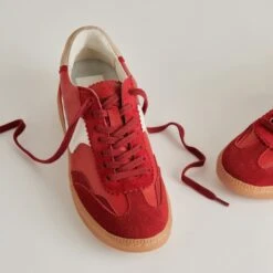 NOTICE SNEAKERS CRIMSON SUEDE(Notice Sneakers Crimson Suede) 6 NOTICE SNEAKERS CRIMSON SUEDE(Notice Sneakers Crimson Suede) -Dolce Vita Sale Store DOLCEVITA SNEAKER NOTICE CRIMSONSUEDE DETAILS 01