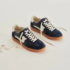 NOTICE SNEAKERS NAVY SUEDE(Notice Sneakers Navy Suede)
