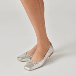 Dolce Vita ANISA BALLET FLATS SILVER DISTRESSED LEATHER(Anisa Ballet Flats Silver Distressed Leather) 8 Dolce Vita ANISA BALLET FLATS SILVER DISTRESSED LEATHER(Anisa Ballet Flats Silver Distressed Leather) -Dolce Vita Sale Store webimage 95E13746 3E08 439D 857CD84CA2549B28